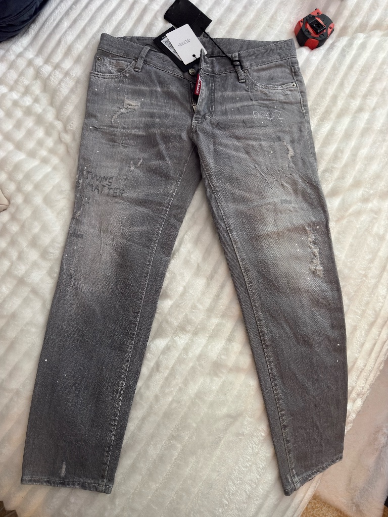 Dsquared2 Grey Distressed Jeans Bnwt (Never Worn) Size 40
